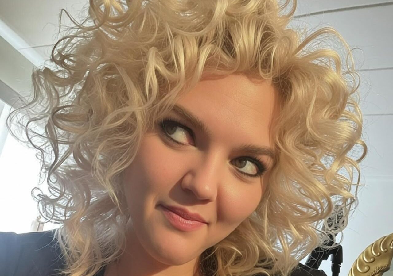 Let Me Be Your Anchor: Ashley Puckett Finds Strength in the Spaces Between